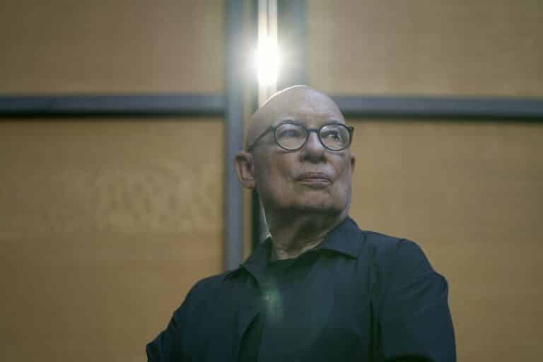 Dennis Russell Davies-Photo Andreas H. Bitesnich